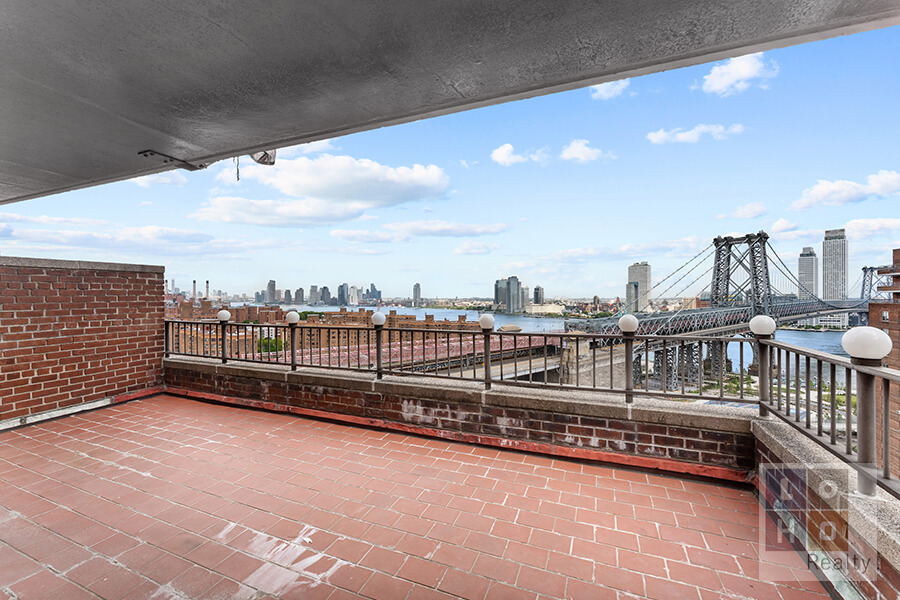 570 Grand Street, Unit J1804 Manhattan, NY 10002 - Photo 15 of 27