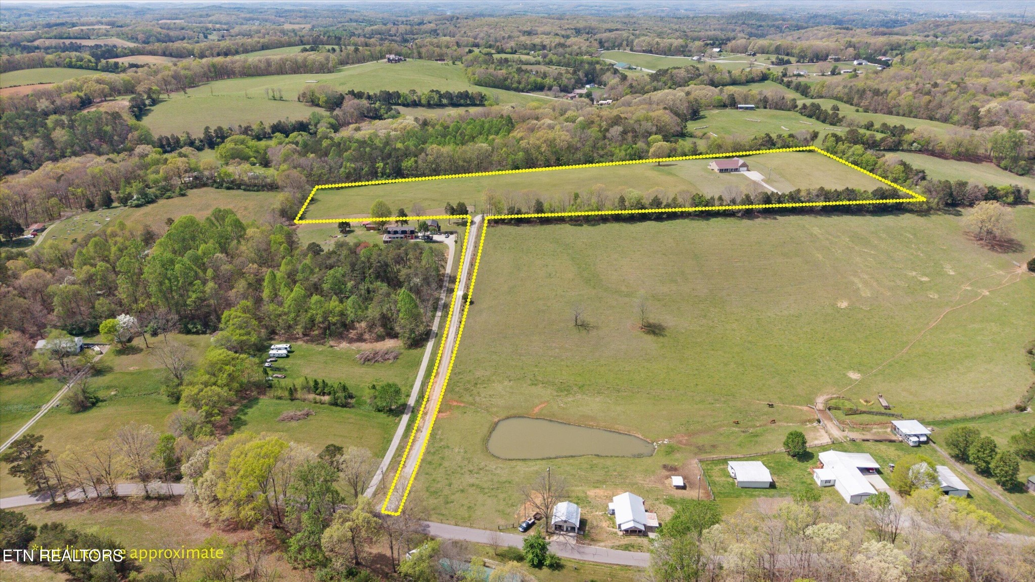 2301 Bishop Road Loudon, TN 37774 - Photo 3 of 53 Gallery Image 3