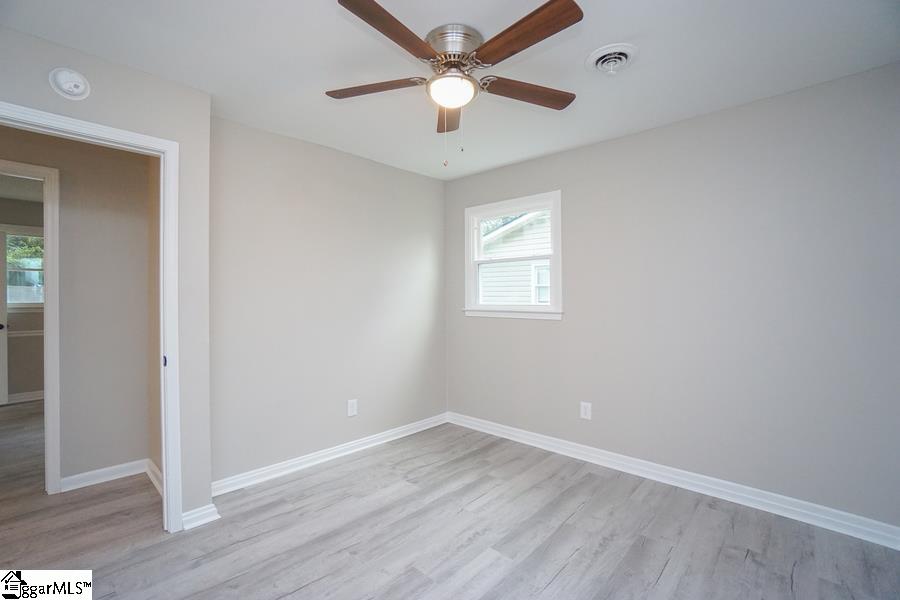 8 Windmill Drive Wellford, SC 29385 - Photo 18 of 23