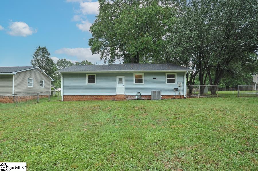 8 Windmill Drive Wellford, SC 29385 - Photo 21 of 23