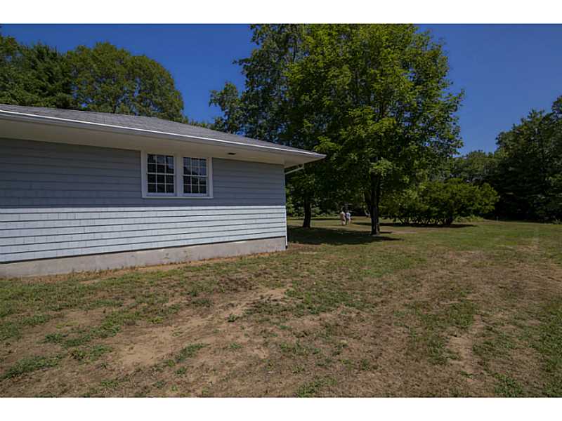 10 Diamond Hill Road Hopkinton, RI 02808 - Photo 3 of 25 Exterior Front.