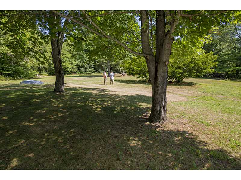 10 Diamond Hill Road Hopkinton, RI 02808 - Photo 4 of 25 Yard/Garden.