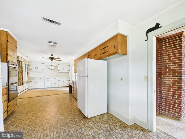 $247,500 | 207 Bloomingdale Avenue, Federalsburg, MD 21632