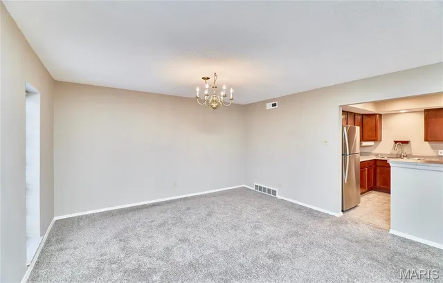 $169,900 | 927 Claytonbrook Drive, Unit 3, Ballwin, MO 63011