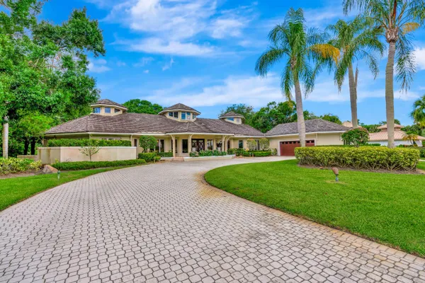 $900,000 | 6460 Southwest Thistle Terrace, Palm City, FL 34990