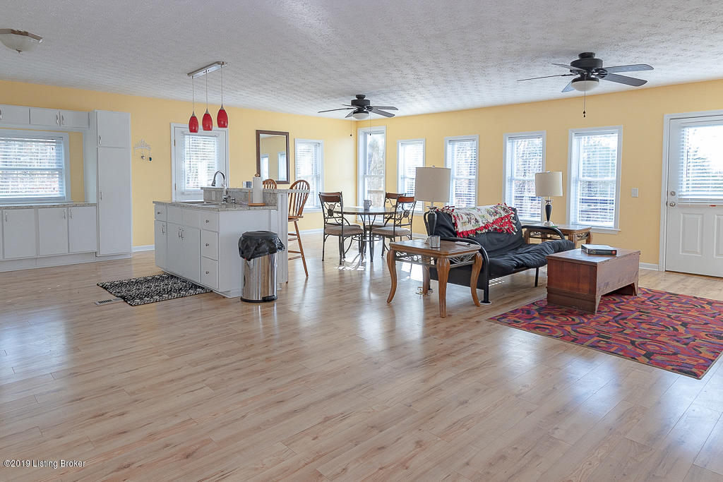 133 Justin Road Clarkson, KY 42726 - Photo 6 of 30 ashlie hogan-25