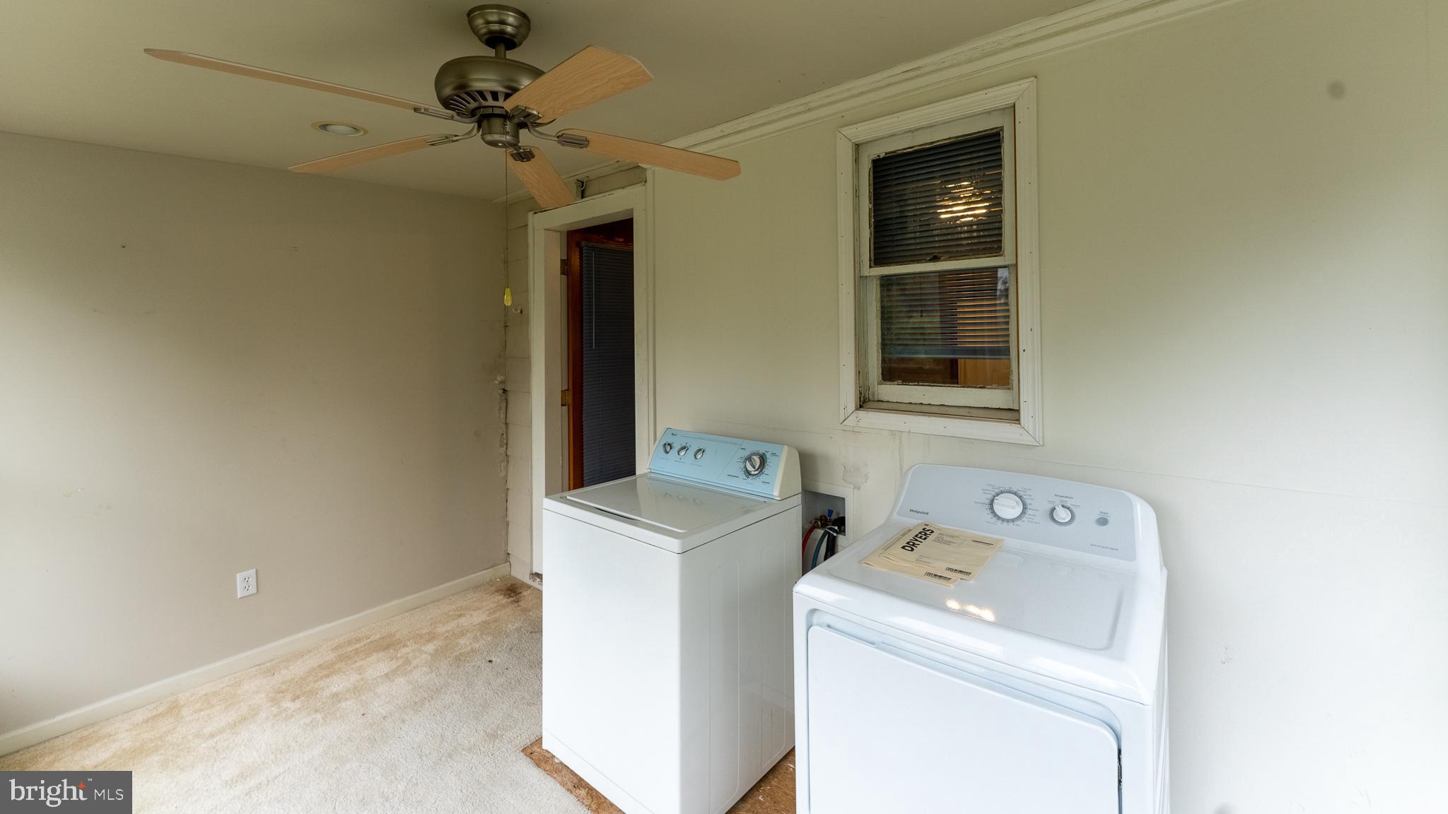 218 Haverford Road Folsom, PA 19033 - Photo 20 of 27 Laundry on Main Level
