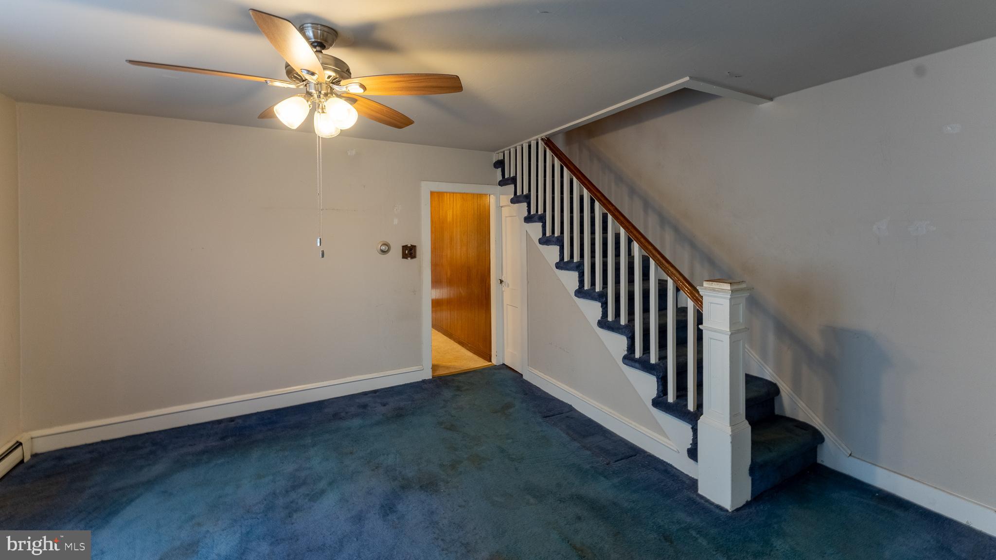 218 Haverford Road Folsom, PA 19033 - Photo 9 of 27 Dining Room