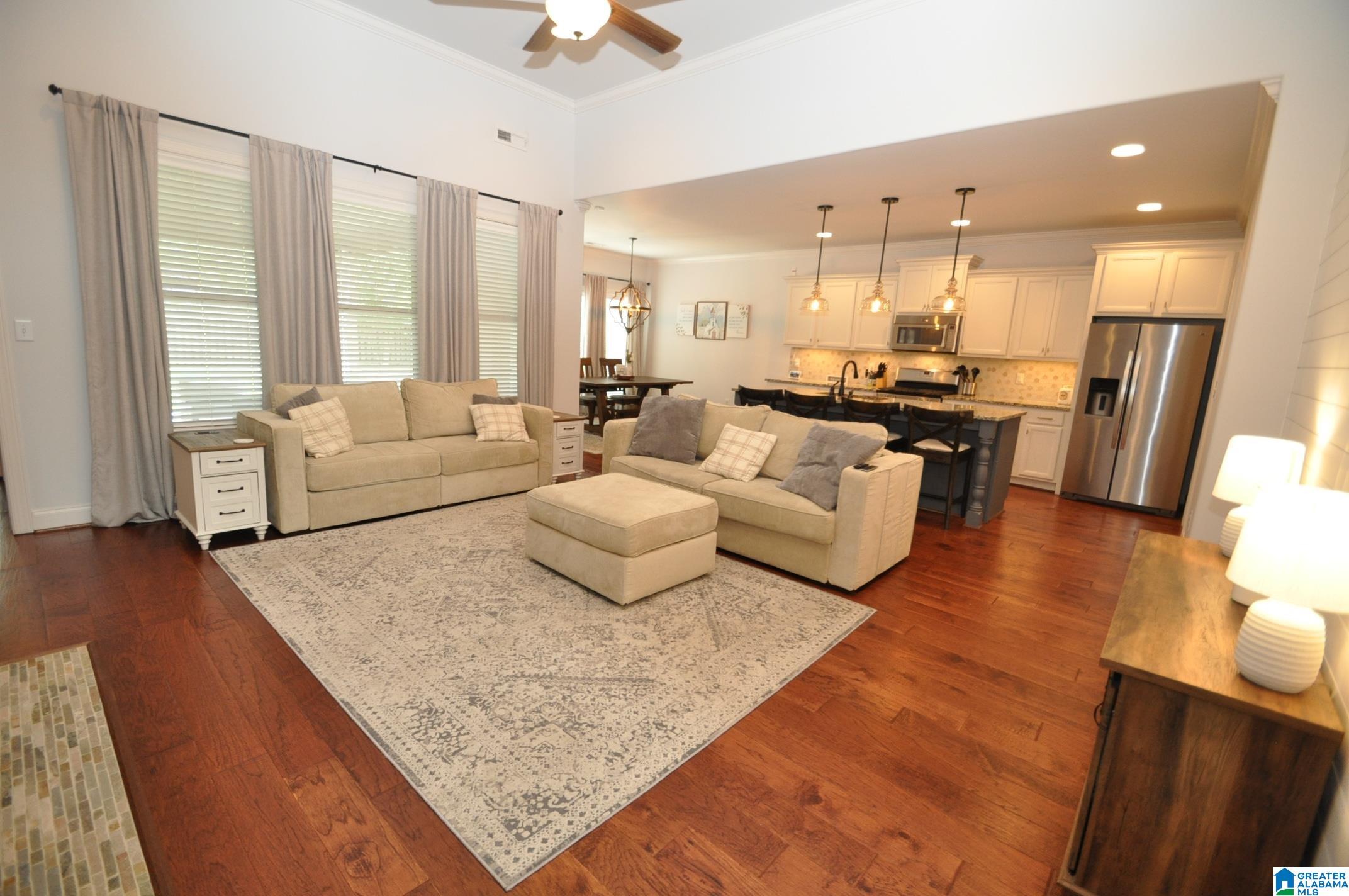 335 Strathaven Circle Pelham, AL 35124 - Photo 2 of 14