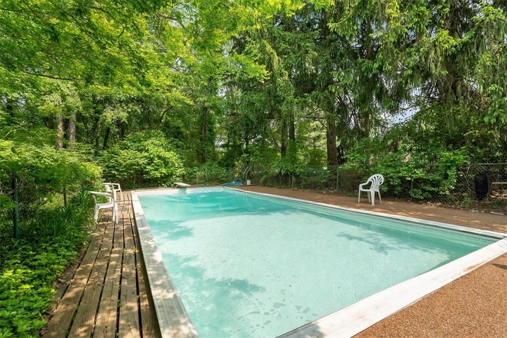 870 Field Club Road Pittsburgh, PA 15238 - Photo 19 of 19 a view of a backyard