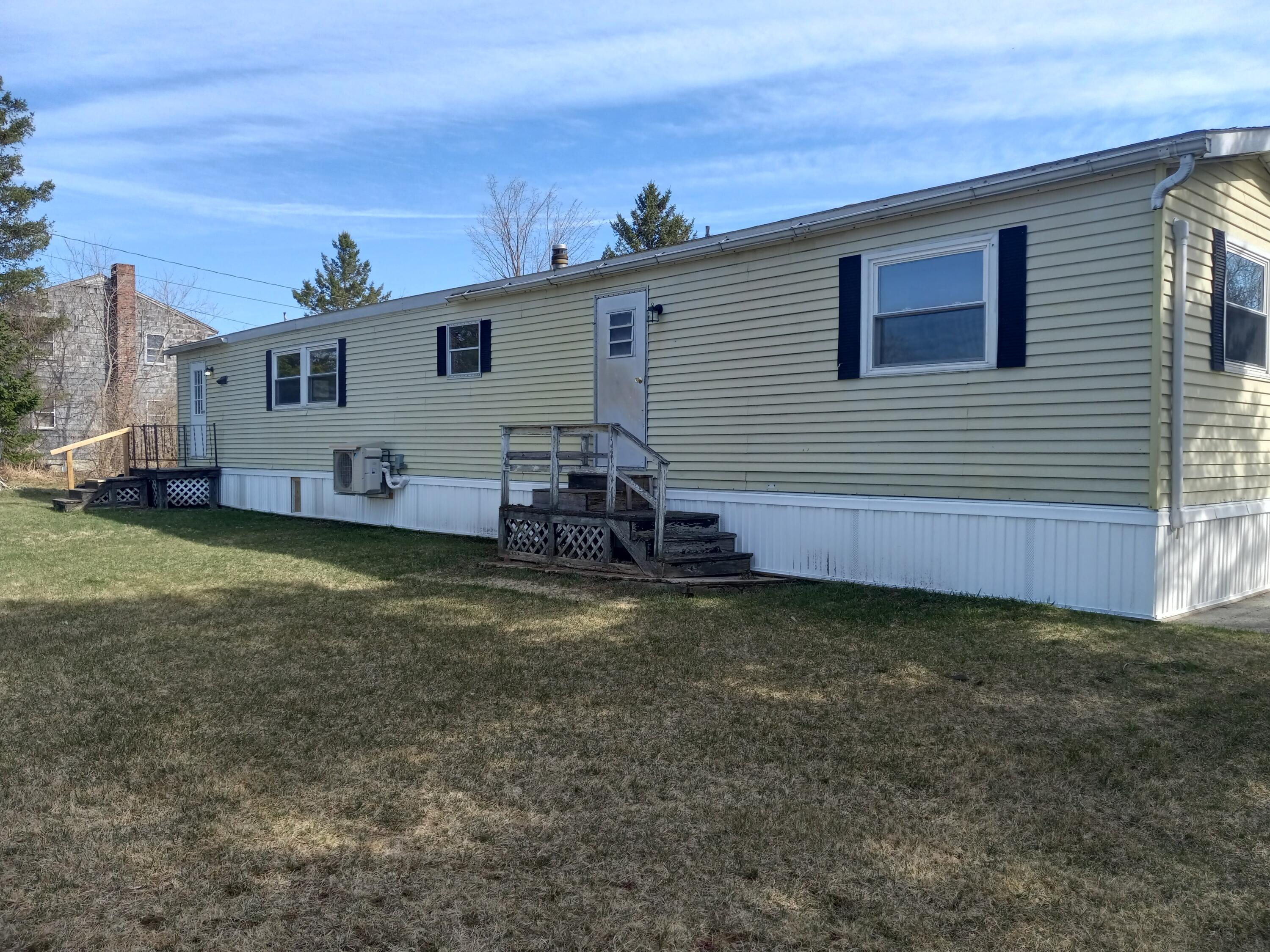 60 Hill Road Clinton, ME 04927 - Photo 3 of 20 3