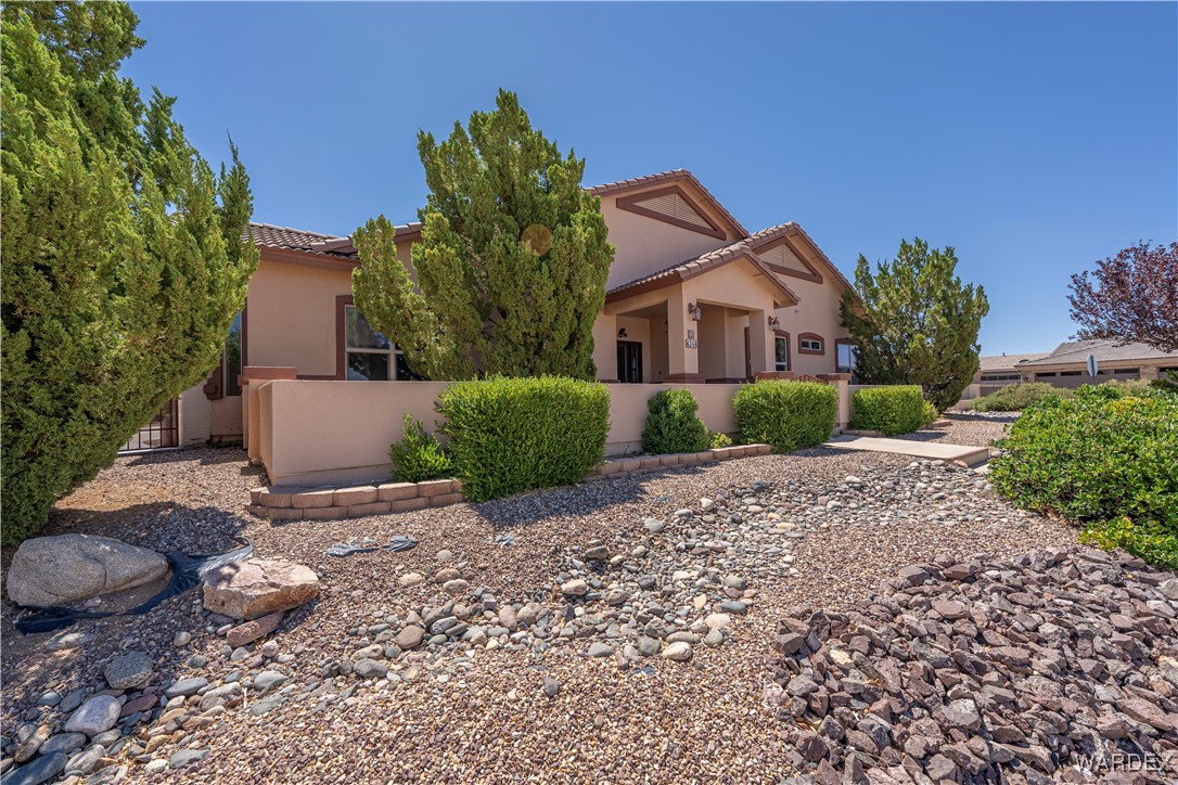 4248 East Cane Ranch Road Kingman, AZ 86401 - Photo 11 of 71 Front of Structure
