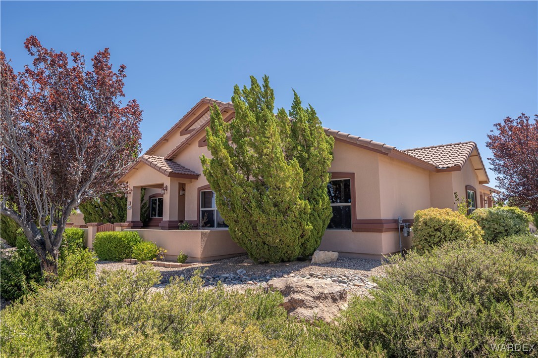 4248 East Cane Ranch Road Kingman, AZ 86401 - Photo 12 of 71 Front of Structure