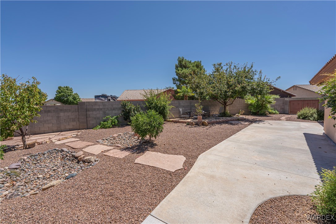 4248 East Cane Ranch Road Kingman, AZ 86401 - Photo 14 of 71 Yard