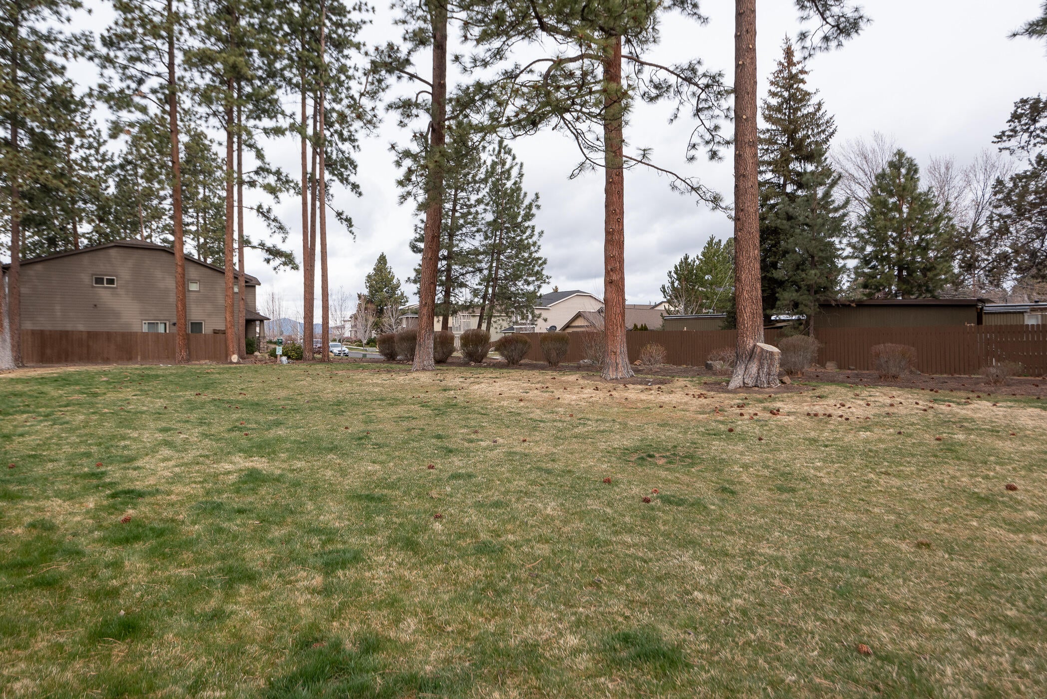 20274 Badger Road Bend, OR 97702 - Photo 25 of 25 Badger+Merrriewood_Melanie-26