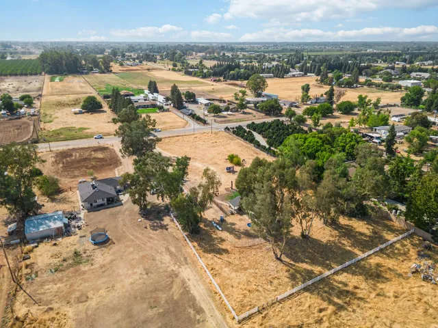 $515,000 | 3520 North Bethel Avenue, Sanger, CA 93657