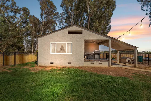 $515,000 | 3520 North Bethel Avenue, Sanger, CA 93657