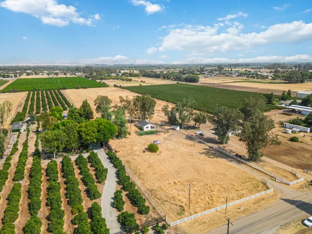 $515,000 | 3520 North Bethel Avenue, Sanger, CA 93657