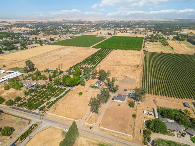 $515,000 | 3520 North Bethel Avenue, Sanger, CA 93657