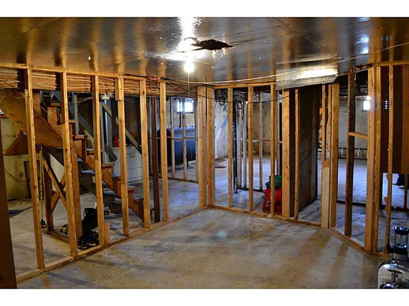 39 New England Road Augusta, ME 04330 - Photo 13 of 15 Storage. Imagine the possibilities...