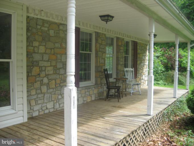 718 Senseny Road Berryville, VA 22611 - Photo 6 of 25 Front Porch