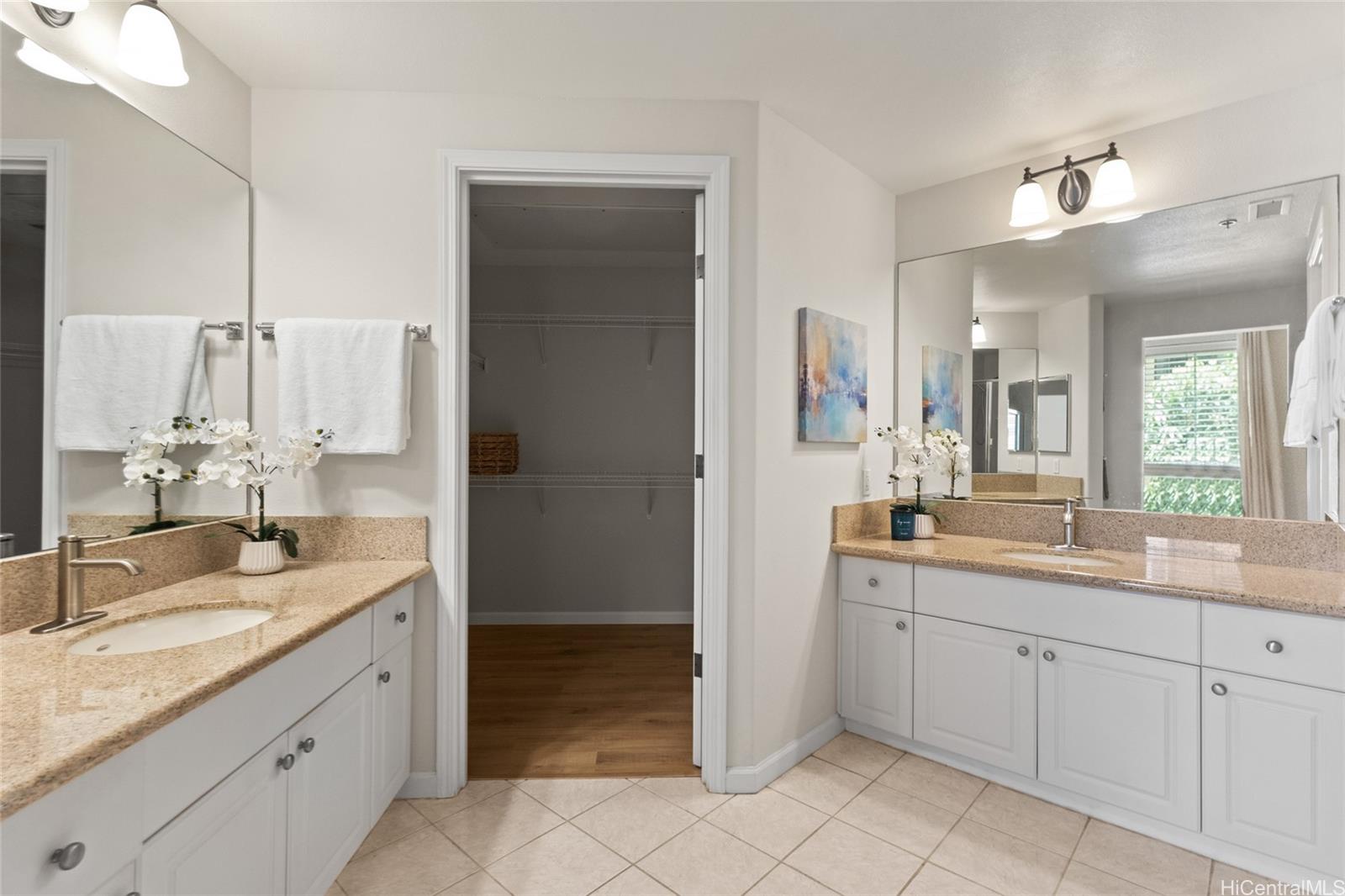 520 Lunalilo Home Road, Unit 8120 Honolulu, HI 96825 - Photo 14 of 25 Double vanities in the primary bathroom