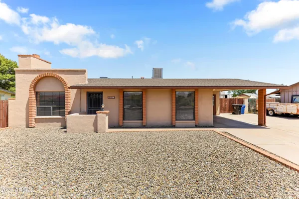 $370,000 | 1726 West Charleston Avenue, Phoenix, AZ 85023