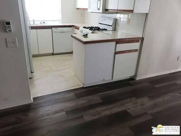 $259,999 | 401 El Cielo Road, Unit 93, Palm Springs, CA 92262