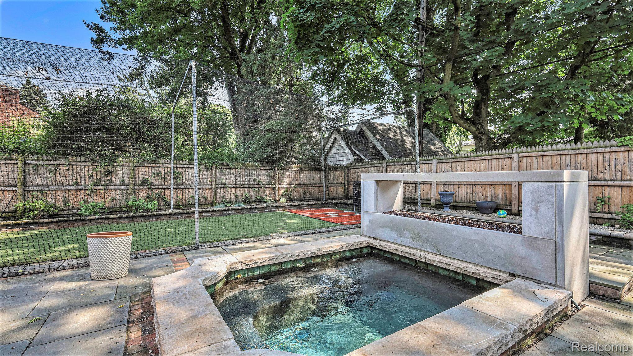 97 Touraine Road Grosse Pointe, MI 48236 - Photo 41 of 45