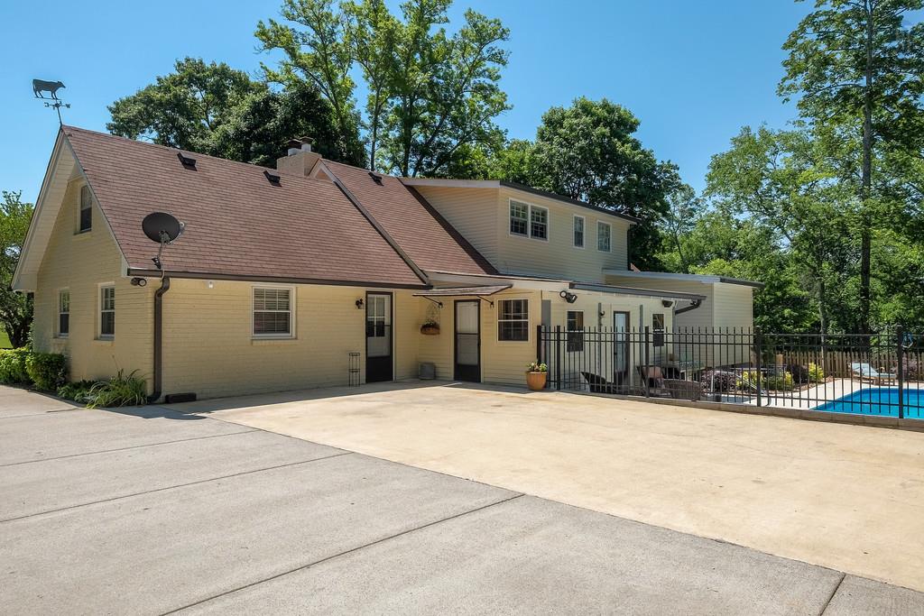 6433 Trails End Road College Grove, TN 37046 - Photo 5 of 28 Gallery Image 5