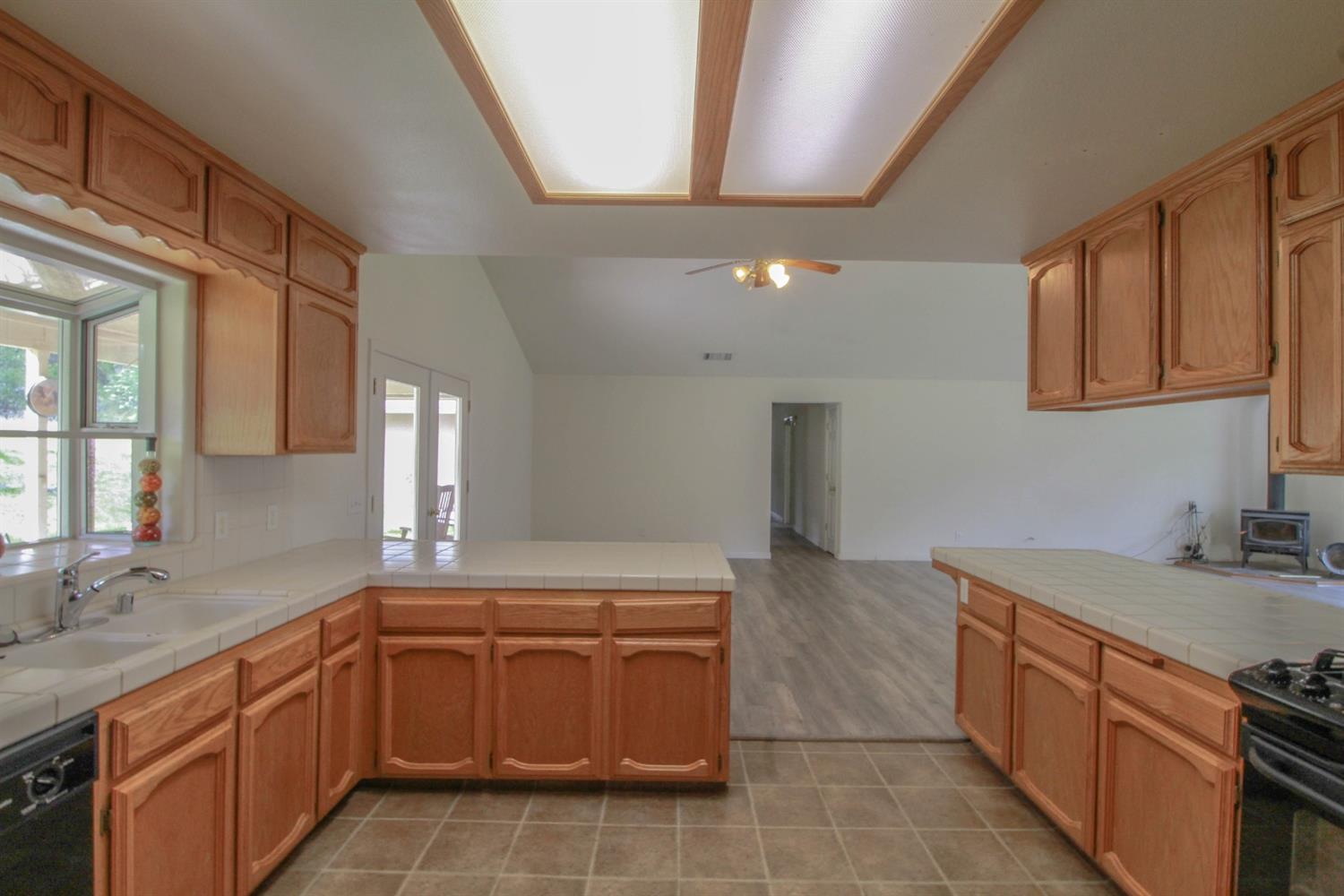 4252 Ashworth Road Mariposa, CA 95338 - Photo 11 of 50 Gallery Image 11