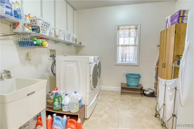 $550,000 | 1618 East Hill Road, Lyndon, NY 14737