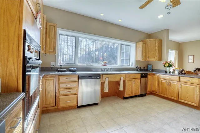 $550,000 | 1618 East Hill Road, Lyndon, NY 14737