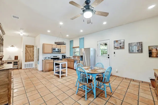 $3,250,000 | 13555 Nutty Brown Road, Austin, TX 78737