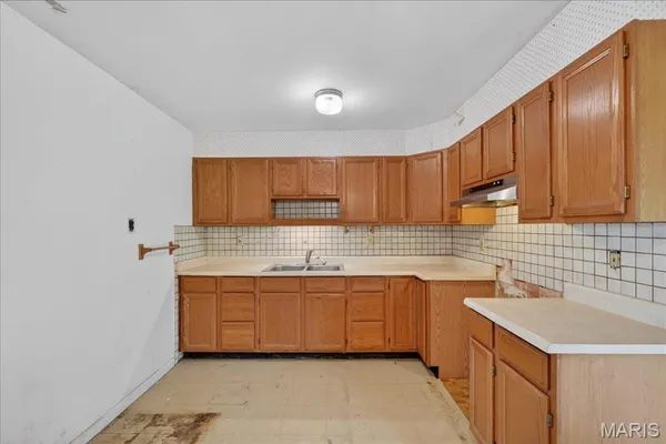 $139,900 | Undisclosed Address, Florissant, MO 63033