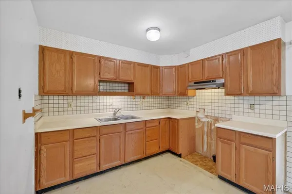 $139,900 | Undisclosed Address, Florissant, MO 63033