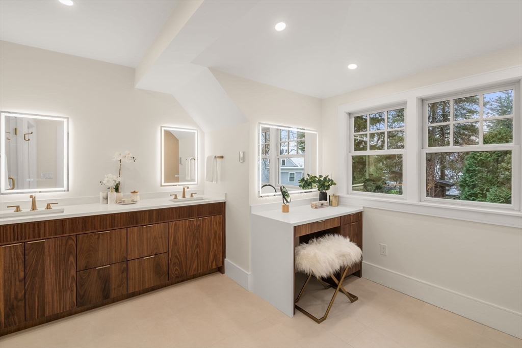 40 Sewall Street Newton, MA 02465 - Photo 26 of 42