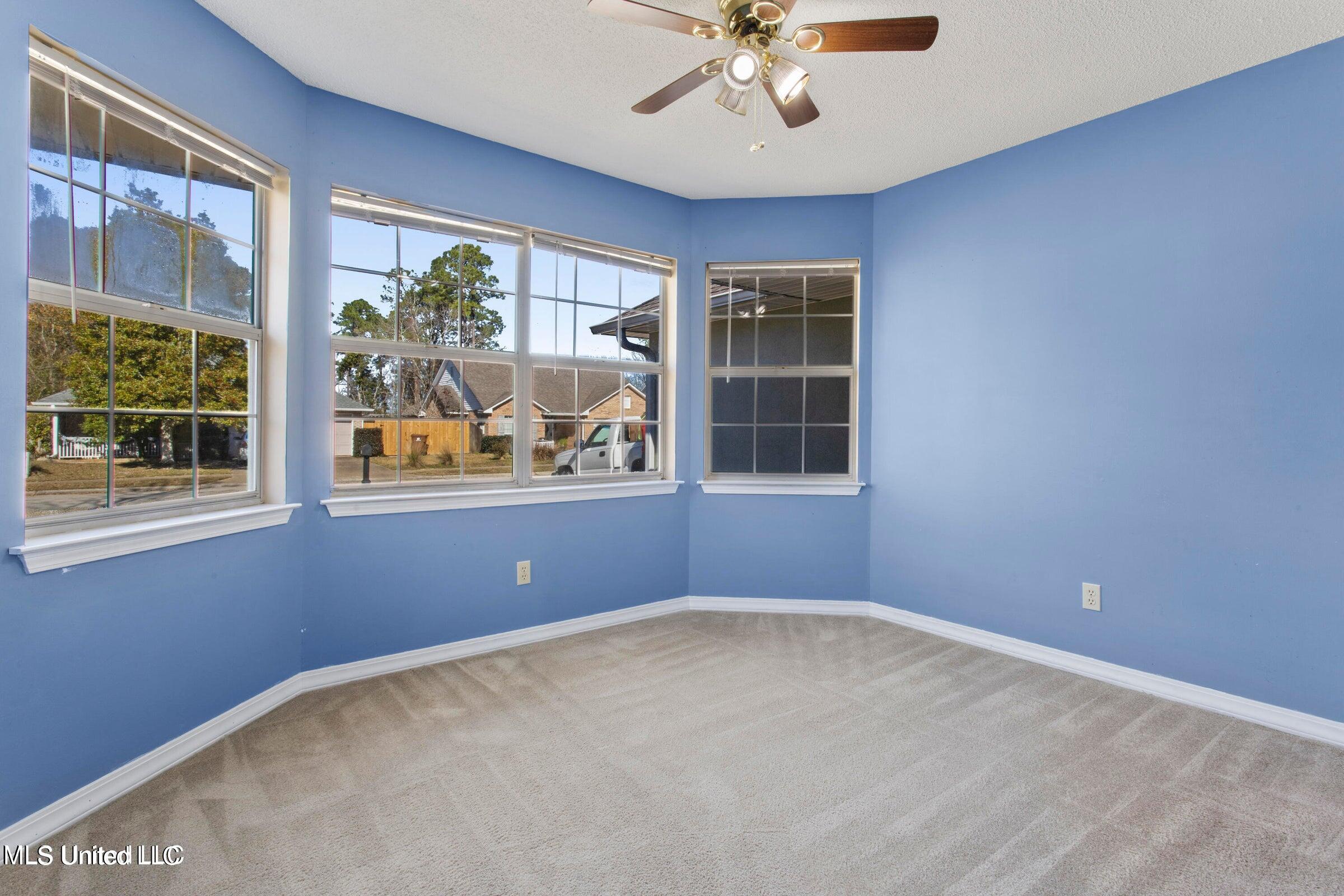 987 Bluff Ridge Biloxi, MS 39532 - Photo 14 of 26 front bed