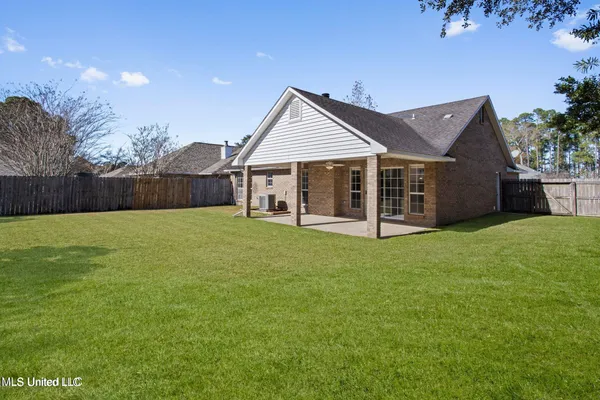 $1,800 | 987 Bluff Ridge, Biloxi, MS 39532