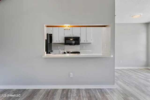 $1,900 | 987 Bluff Ridge, Biloxi, MS 39532