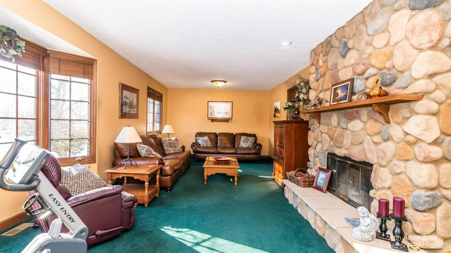 3450 West Albain Road Monroe, MI 48161 - Photo 15 of 64 Living room