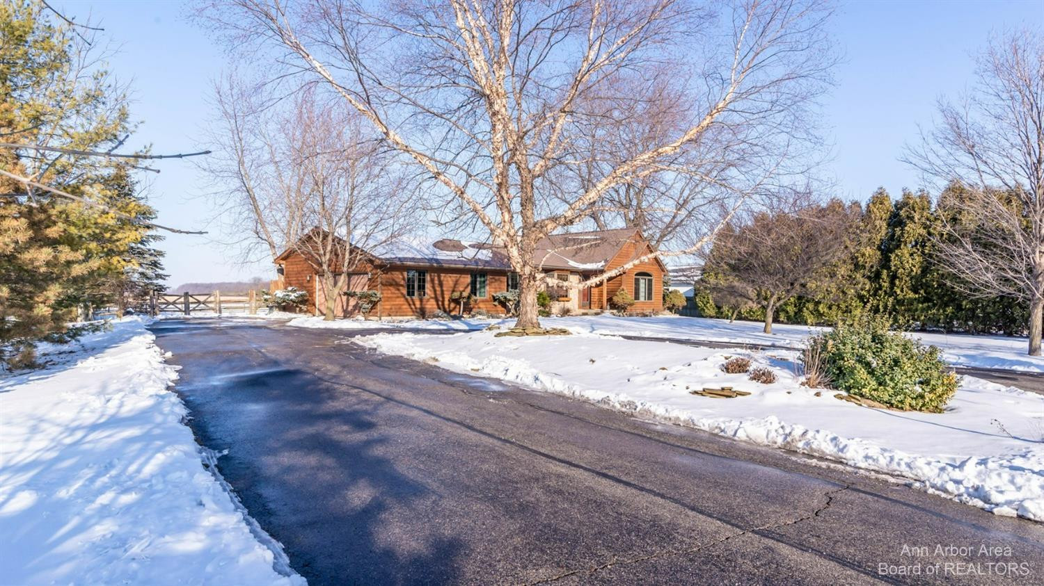3450 West Albain Road Monroe, MI 48161 - Photo 4 of 64 View from the front