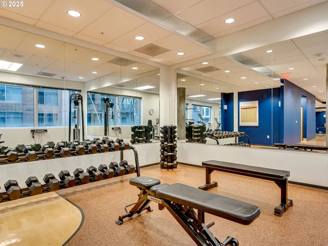 $950,000 | 700 Washington Street, Unit 1020, Vancouver, WA 98660