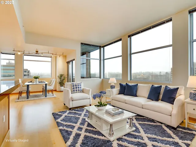 $950,000 | 700 Washington Street, Unit 1020, Vancouver, WA 98660