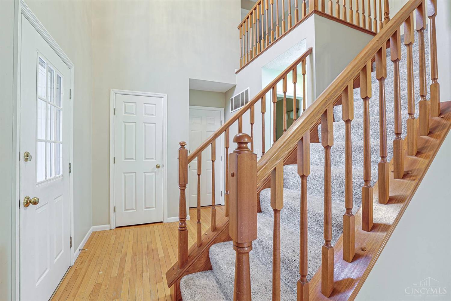 771 Regent Road Cincinnati, OH 45245 - Photo 5 of 42 Gallery Image 5