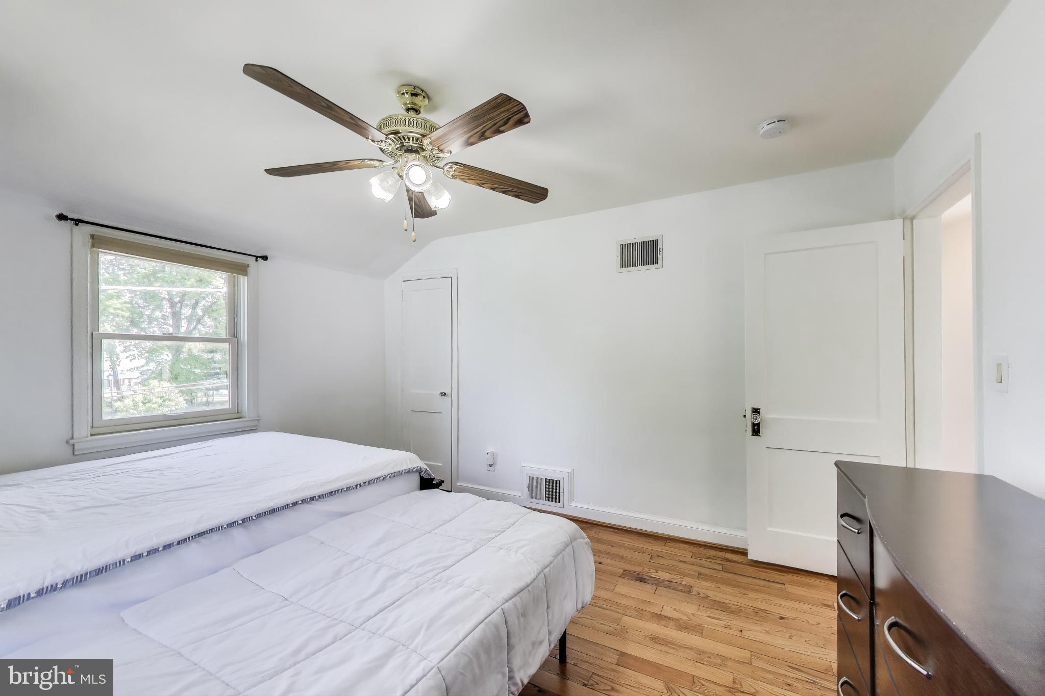 4600 Jones Bridge Road Bethesda, MD 20814 - Photo 15 of 38