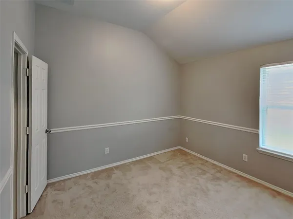 $2,450 | 5920 Paloma Blanca Drive, Fort Worth, TX 76179