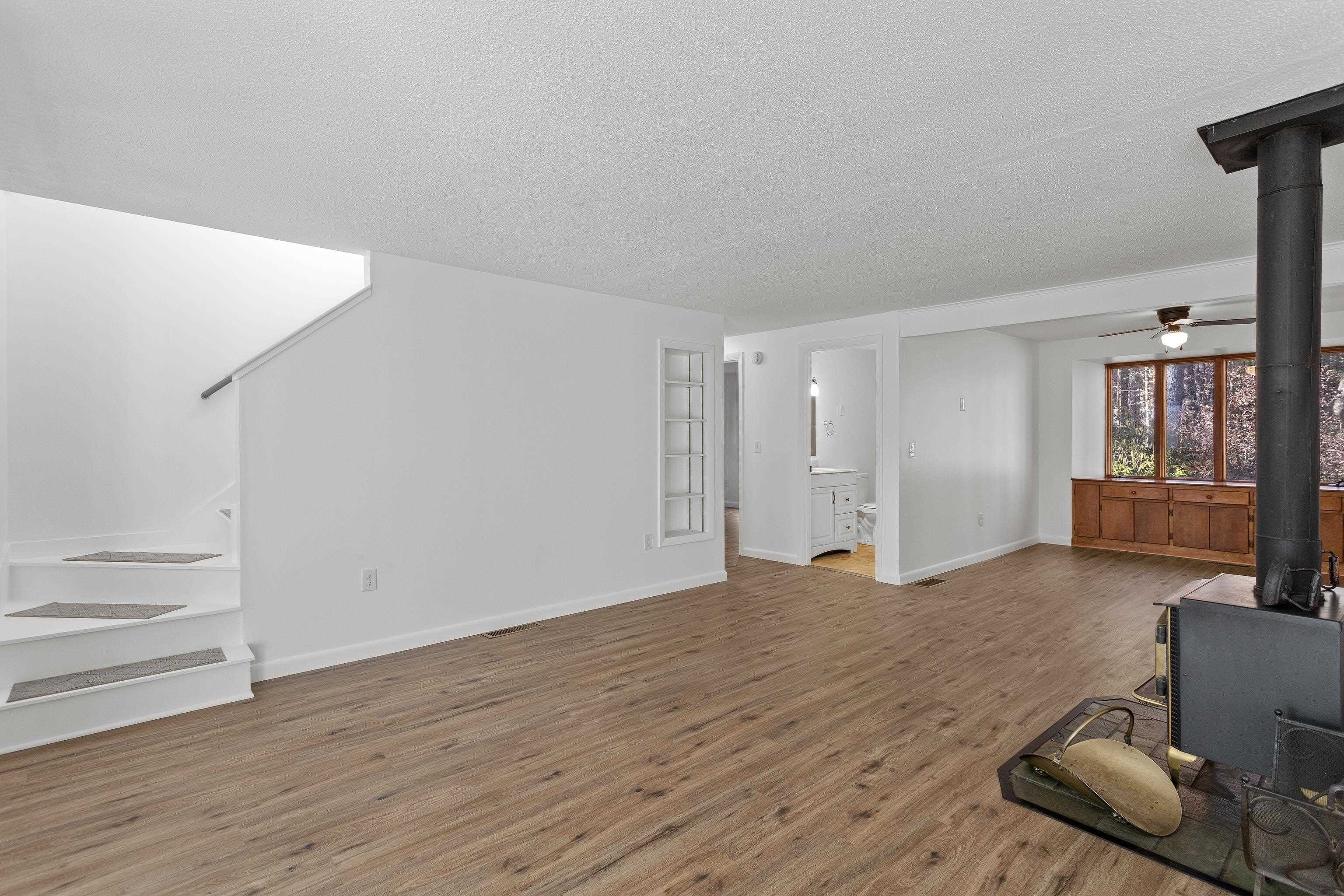 120 Hooksett Turnpike Concord, NH 03301 - Photo 15 of 58