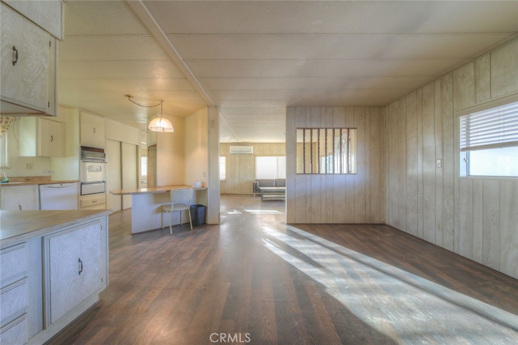 52565 Wheeler Road Anza, CA 92539 - Photo 16 of 54 a living room with furniture and wooden floor