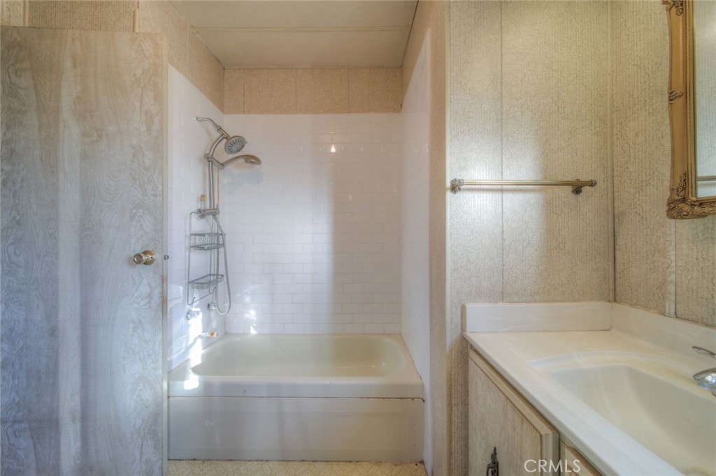 52565 Wheeler Road Anza, CA 92539 - Photo 32 of 54 a bathroom with a shower and a sink